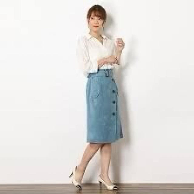JUSGLITTY(ジャスグリッティー)のジャスグリッティー  スエードトレンチタイトスカート レディースのスカート(ひざ丈スカート)の商品写真