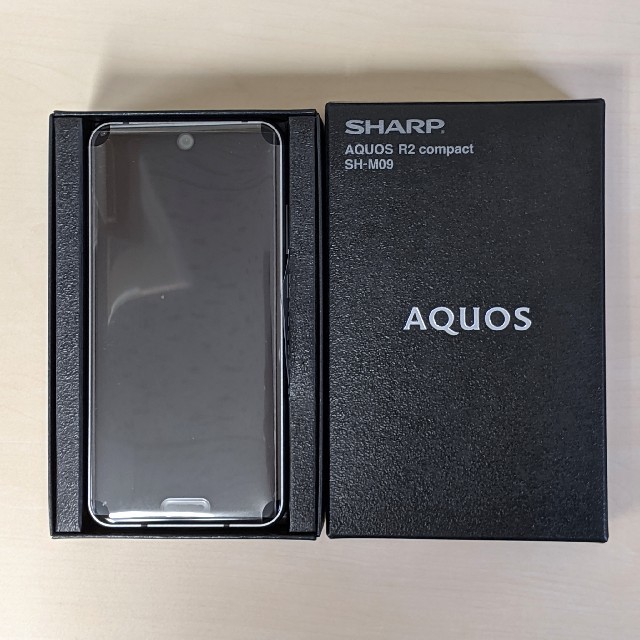 【新品】SH-M09 AQUOS R2 compact ブラック SIMフリースマートフォン/携帯電話