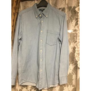 ユニクロ(UNIQLO)のUNIQLO⭐️ デニムシャツ 水色 ⭐️美品(シャツ)