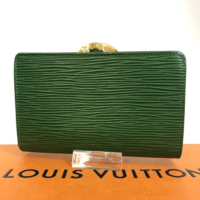 LOUIS VUITTON - ルイヴィトン 財布 二つ折り財布 グリーン エピ がま口 金具 ヴィエノワ 美品の通販 by ブランドshop