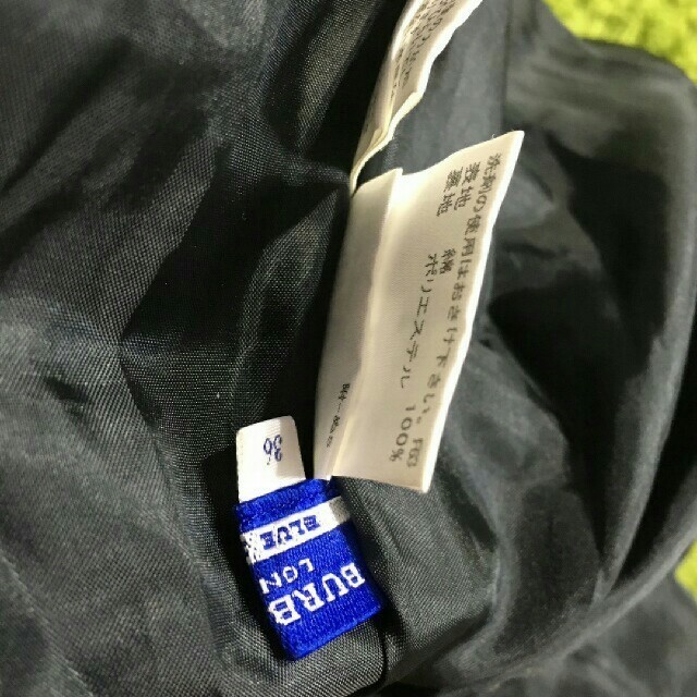 BURBERRY BLUE LABEL(バーバリーブルーレーベル)のBURBERRYブルーレーベル　レディワンピース黒 レディースのワンピース(ひざ丈ワンピース)の商品写真