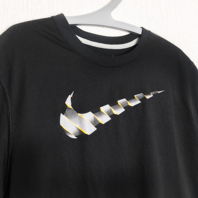 NIKE(ナイキ)のナイキ XL ストリート系 Tシャツ ドライフィット 黒 美品 お洒落 メンズ メンズのトップス(Tシャツ/カットソー(半袖/袖なし))の商品写真