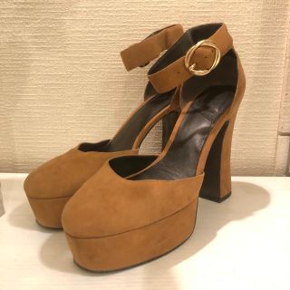 ザラ(ZARA)のpool side R&E パンプス　ベージュ　23.5cm 厚底(ハイヒール/パンプス)