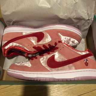 ナイキ(NIKE)のNIKE SB DUNK LOW PRO QS strange love26.5(スニーカー)