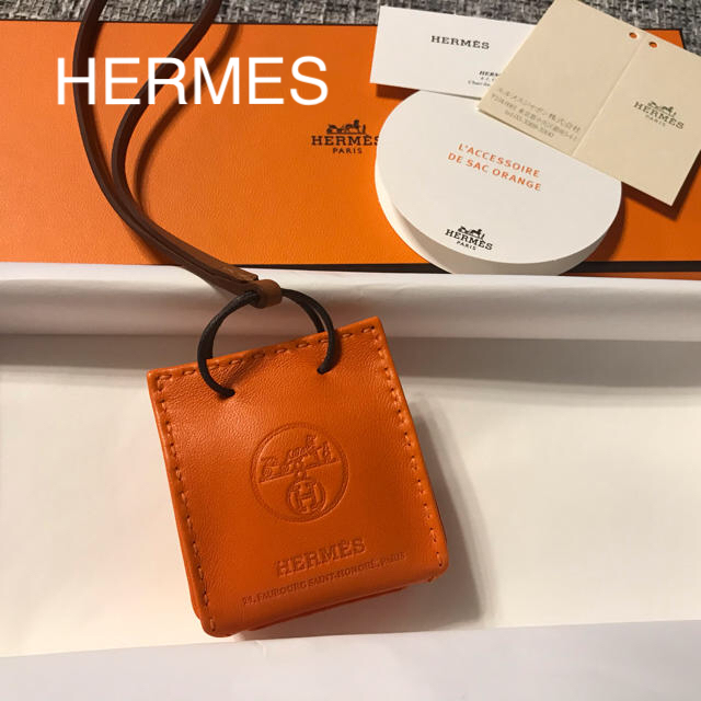 （新品）HERMES バッグチャーム／オレンジショッパーチャーム