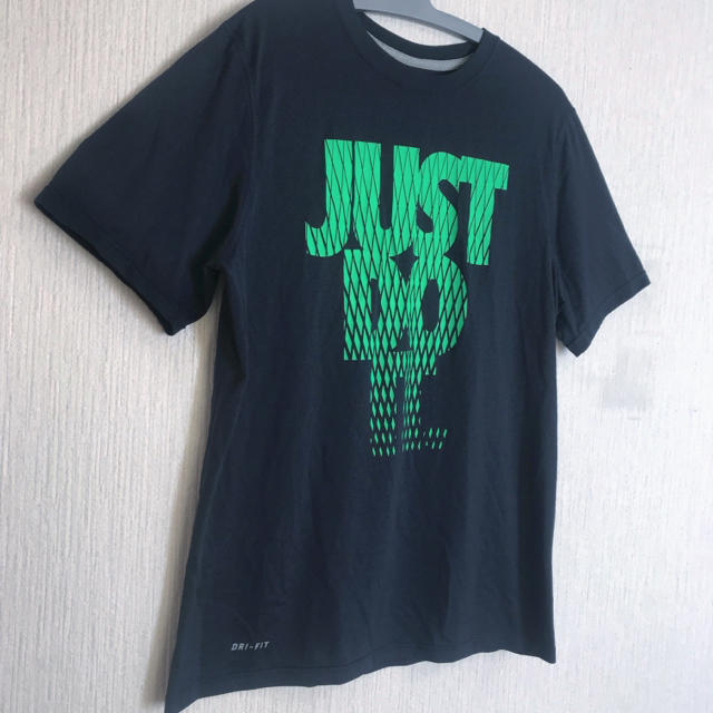 NIKE(ナイキ)のナイキ ストリート系 アメカジ B系 Tシャツ 黒 M メンズ お洒落 美品 メンズのトップス(Tシャツ/カットソー(半袖/袖なし))の商品写真