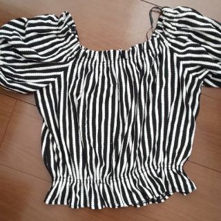 エイチアンドエム(H&M)のH&M ストライプ トップス(カットソー(半袖/袖なし))