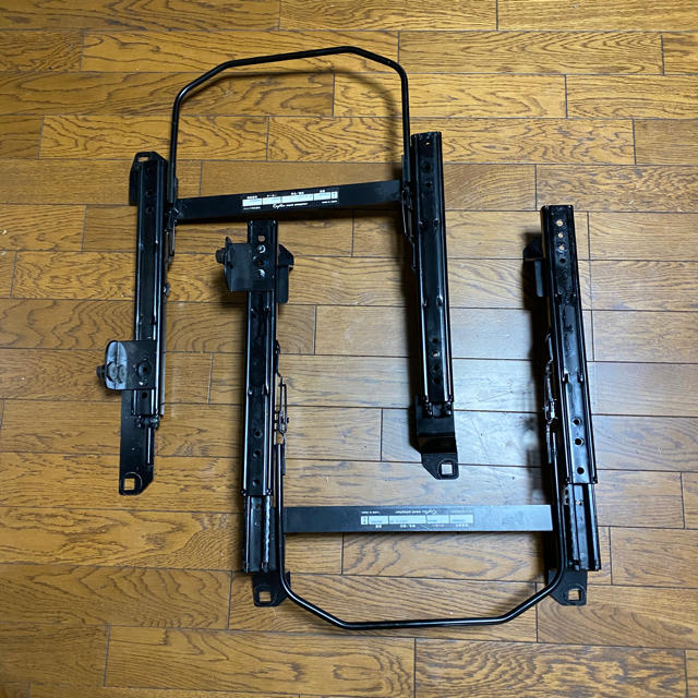 レカロシートレール Z33 2脚分 | www.bonitaexclusive.com