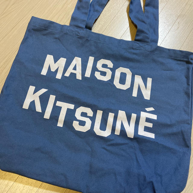 MAISON KITSUNE'(メゾンキツネ)のMAISON KITSUNE トートバッグ レディースのバッグ(トートバッグ)の商品写真