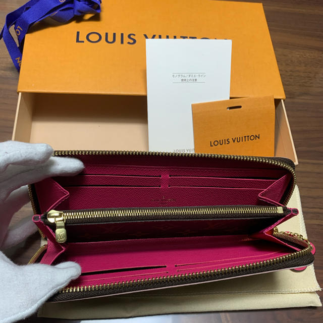 LOUIS VUITTON(ルイヴィトン)のルイビトン　ポルトフォイユ・クレマンス　使用感少なめ美品❤︎ レディースのファッション小物(財布)の商品写真