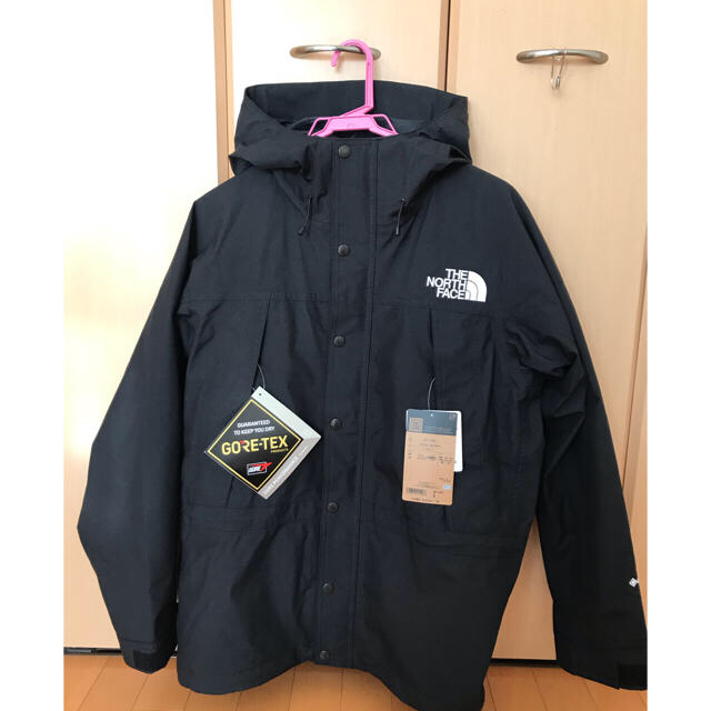 THE NORTH FACE(ザノースフェイス)のサイズM マウンテンライトジャケット ノースフェイス ブラック　NP11834 メンズのジャケット/アウター(マウンテンパーカー)の商品写真