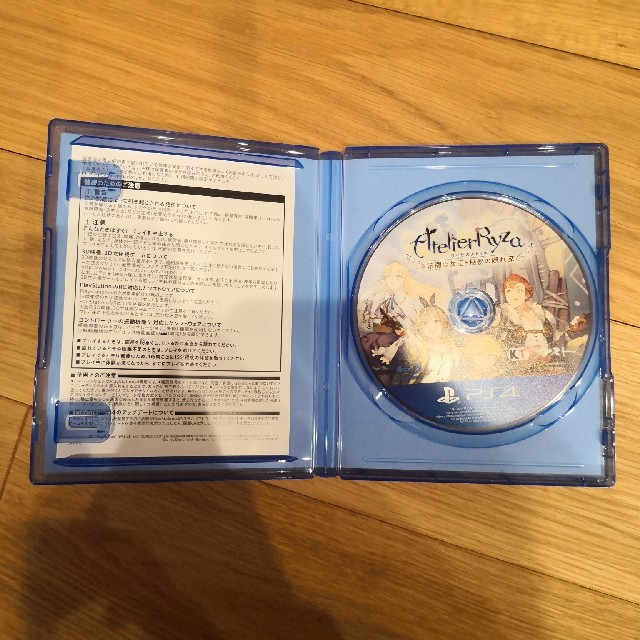 PlayStation4(プレイステーション4)のライザのアトリエ エンタメ/ホビーのゲームソフト/ゲーム機本体(家庭用ゲームソフト)の商品写真