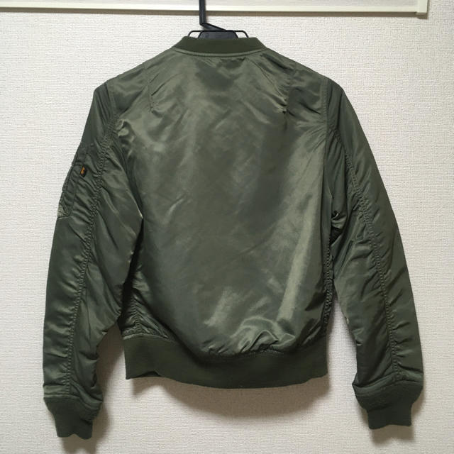 ALPHA INDUSTRIES(アルファインダストリーズ)の【値下げ中】MA-1  URBAN RESEARCH iD アーバンリサーチ レディースのジャケット/アウター(ブルゾン)の商品写真