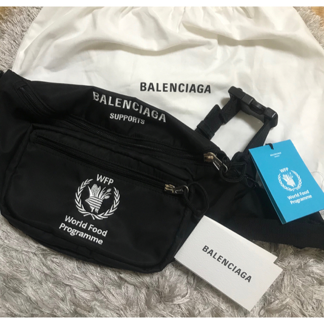 バレンシアガ(BALENCIAGA) ボディバッグ