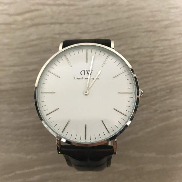 Daniel Wellington(ダニエルウェリントン)のDaniel Wellington レザー時計 メンズの時計(レザーベルト)の商品写真