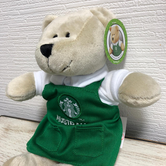 Starbucks Coffee(スターバックスコーヒー)の【オーストラリア限定】スターバックス ベアリスタ グリーンエプロン  エンタメ/ホビーのおもちゃ/ぬいぐるみ(ぬいぐるみ)の商品写真