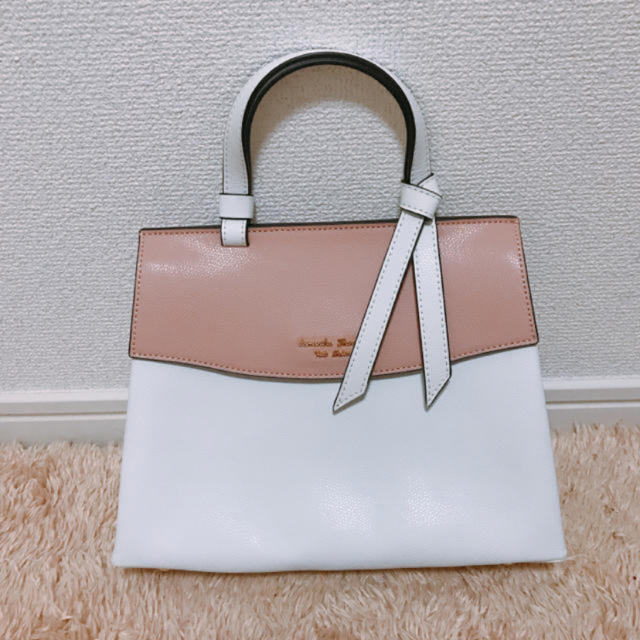 Samantha Thavasa(サマンサタバサ)のほぼ新品☆Samantha Thavasa 2way ショルダーバッグ レディースのバッグ(ショルダーバッグ)の商品写真