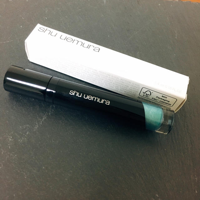 shu uemura(シュウウエムラ)のshu uemura☆リキッドアイシャドー コスメ/美容のベースメイク/化粧品(アイシャドウ)の商品写真