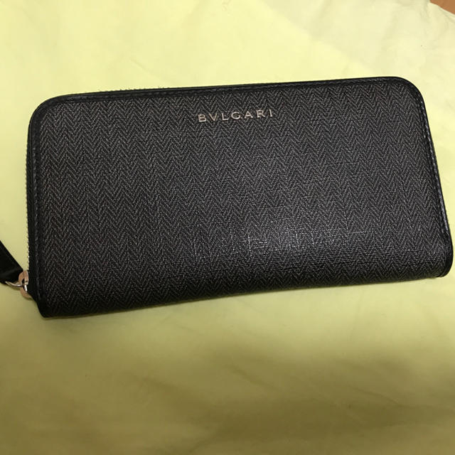 ブルガリ BVLGARI ラウンドファスナー長財布 美品-