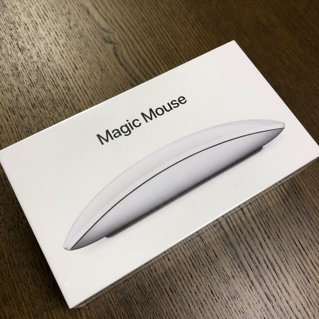 Apple(アップル)のMagic Mouse 2 スマホ/家電/カメラのPC/タブレット(PC周辺機器)の商品写真