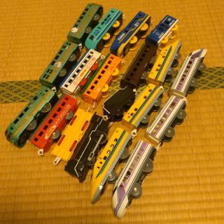 タカラトミー(Takara Tomy)のプラレール　いろいろ　ゆふいんのもり　スペーシア　ドクターイエロー　D51 など(電車のおもちゃ/車)