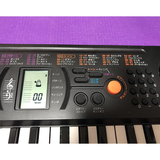 CASIO(カシオ)のカシオ 電子ミニキーボード 44ミニ鍵盤 SA-76 ブラック&オレンジ 楽器の鍵盤楽器(キーボード/シンセサイザー)の商品写真