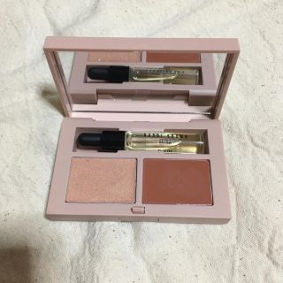 ボビイブラウン(BOBBI BROWN)のボビイブラウン   チーク　パレット　イネス(フェイスカラー)