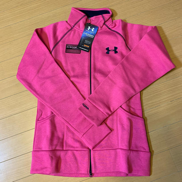 UNDER ARMOUR(アンダーアーマー)の【新品・未使用】アンダーアーマー　ストームトランジションジャケットwomen's スポーツ/アウトドアのランニング(ウェア)の商品写真