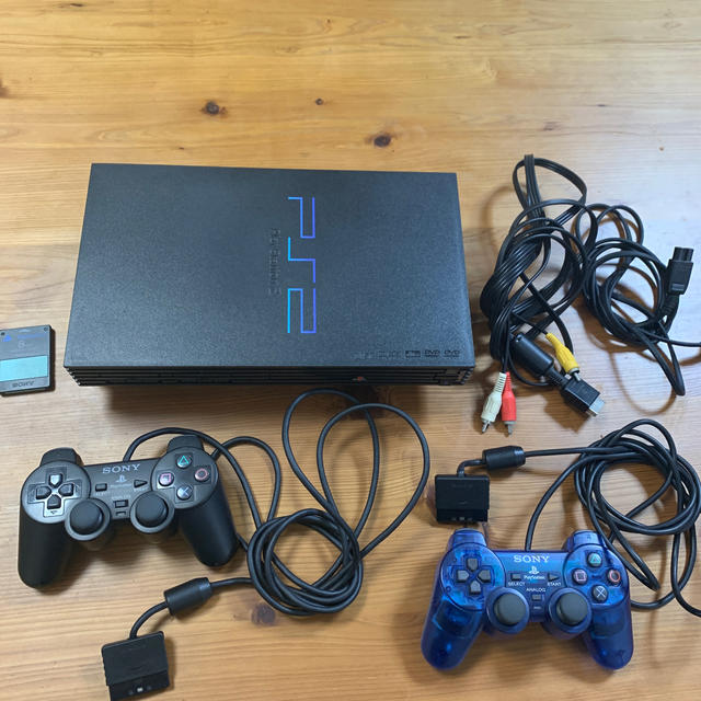 SONY(ソニー)のPS2 本体　中古動作確認済　ソフトおまけ付き　パワプロ2014 エンタメ/ホビーのゲームソフト/ゲーム機本体(家庭用ゲーム機本体)の商品写真