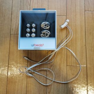 ビーツバイドクタードレ(Beats by Dr Dre)のBeats by Dr Dre イヤホン urbeats3(ヘッドフォン/イヤフォン)