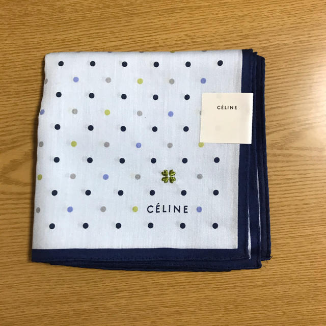 celine(セリーヌ)のCELINEハンカチ　未使用品 メンズのファッション小物(ハンカチ/ポケットチーフ)の商品写真