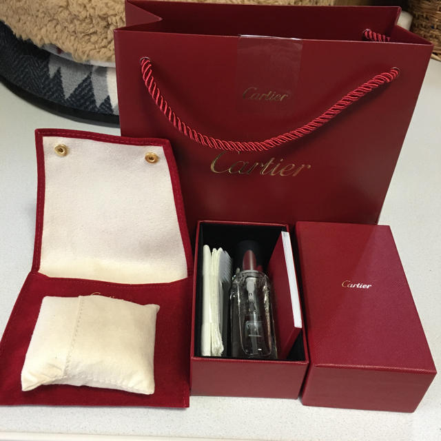 Cartier(カルティエ)のカルティエ 時計 掃除 保管 セット レディースのファッション小物(腕時計)の商品写真