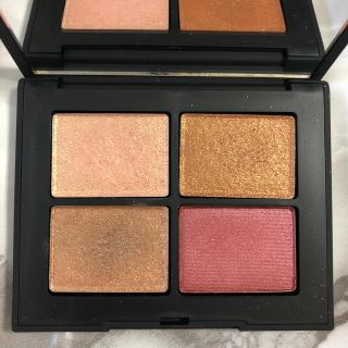 ナーズ(NARS)の【NARS】クワッドアイシャドウ 3972 シンガポール(アイシャドウ)