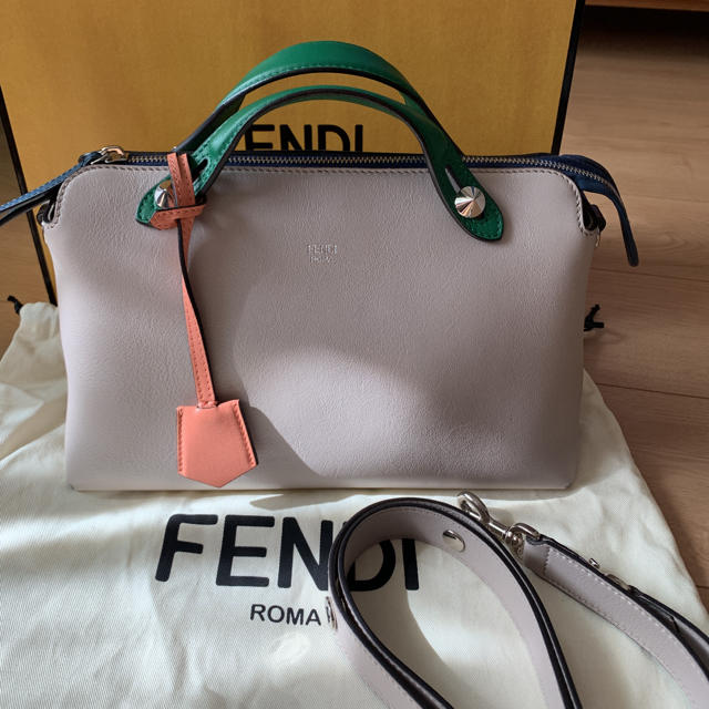 早割クーポン！ FENDI - フェンディ☆バイ ザ ウェイ バッグ