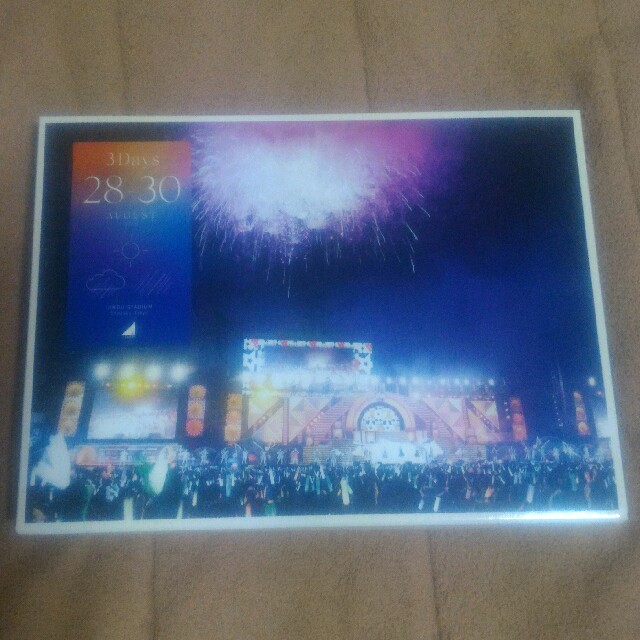 乃木坂46(ノギザカフォーティーシックス)の4th　YEAR　BIRTHDAY　LIVE　中古　blu-ray エンタメ/ホビーのDVD/ブルーレイ(ミュージック)の商品写真