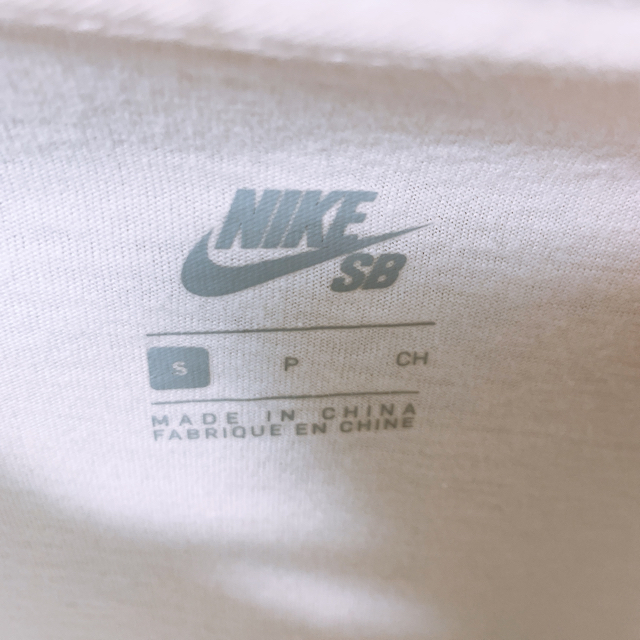 NIKE(ナイキ)のNIKESB Tシャツ レディースのトップス(Tシャツ(半袖/袖なし))の商品写真