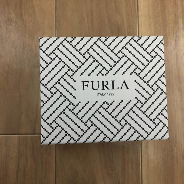 Furla(フルラ)のフルラ  空箱 レディースのバッグ(ショップ袋)の商品写真