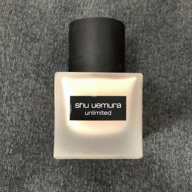 shu uemura(シュウウエムラ)のシュウウエムラ　アンリミテッドラスティングフルイド　594 コスメ/美容のベースメイク/化粧品(ファンデーション)の商品写真