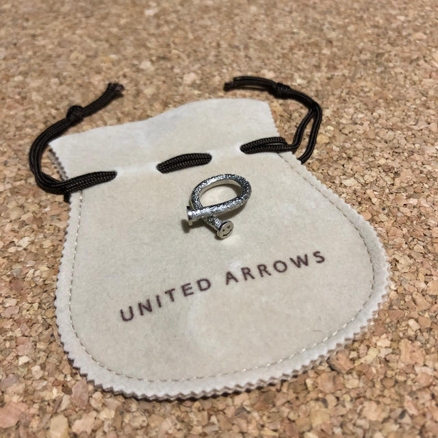 UNITED ARROWS(ユナイテッドアローズ)のユナイテッドアローズ　スカーフリング　新品 レディースのファッション小物(バンダナ/スカーフ)の商品写真