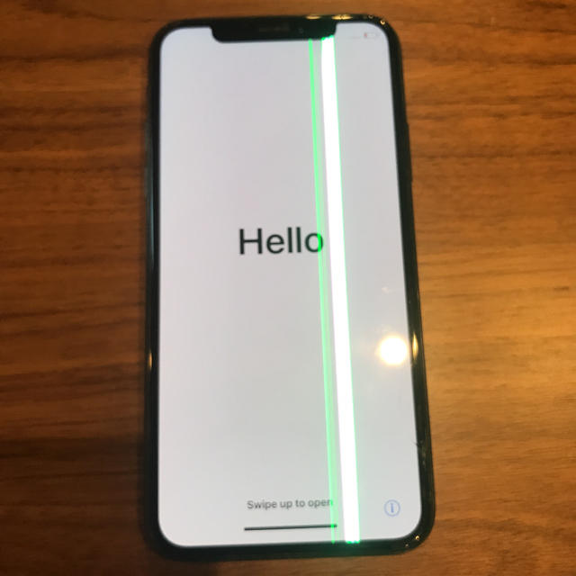 美品iPhone X 256GB シルバー よければドラえもんケース付けます！