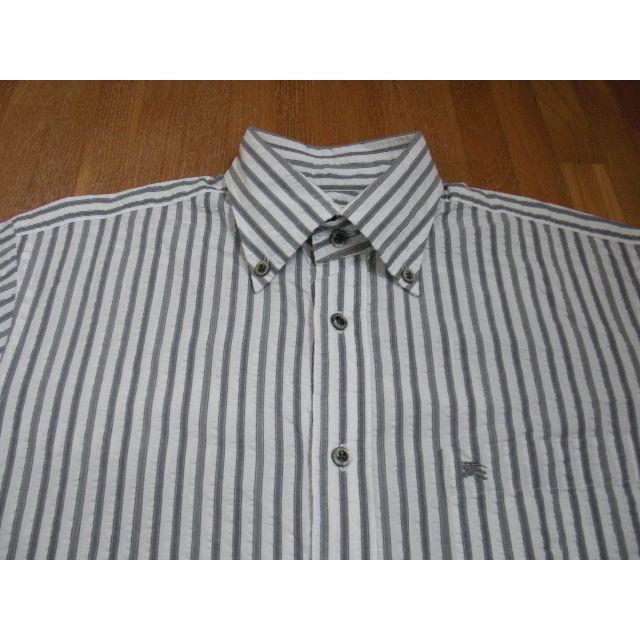 BURBERRY(バーバリー)の中古美品　バーバリーロンドン　半袖ボタンダウンストライプシャツ　白・グレー　Ｍ メンズのトップス(シャツ)の商品写真