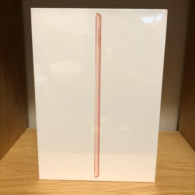 iPad  7世代 gold 128GB