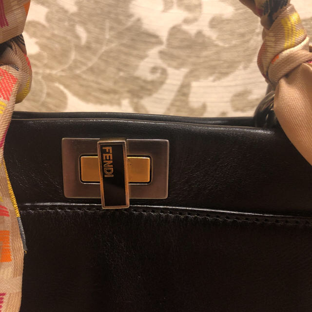 FENDI(フェンディ)のフェンディ  ミニピーカブー レディースのバッグ(ハンドバッグ)の商品写真