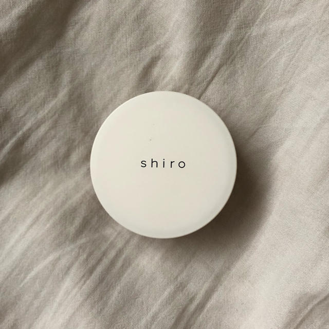 shiro(シロ)のお値下げありません：shiro 練り香水 インテリア/住まい/日用品の日用品/生活雑貨/旅行(日用品/生活雑貨)の商品写真