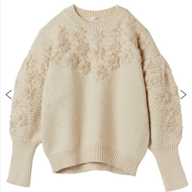 romile ????Embroidery knit TOP???? ホワイト