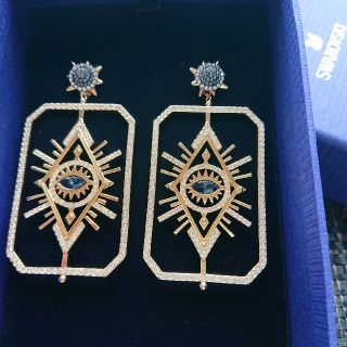 スワロフスキー(SWAROVSKI)のS.ts様 専用  SWAROVSKI ピアス(ピアス)