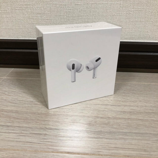 Apple(アップル)のairpods pro新品非開封 スマホ/家電/カメラのオーディオ機器(ヘッドフォン/イヤフォン)の商品写真