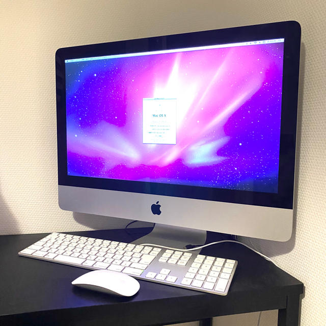 Apple iMac MC508J/A (21.5inch,Mid 2010)