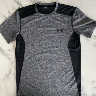 アンダーアーマー(UNDER ARMOUR)のアンダーアーマー　Tシャツ(トレーニング用品)