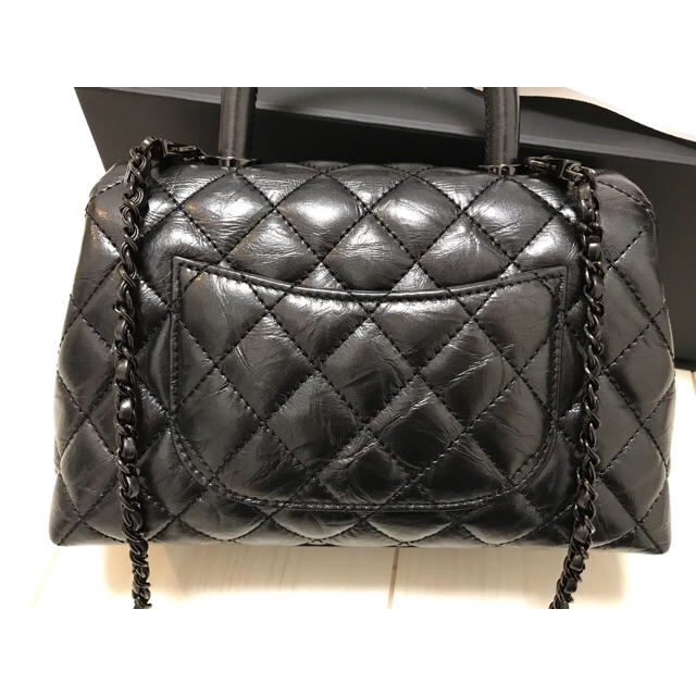 CHANEL(シャネル)のhonoさん専用　シャネル　フラップバッグ① レディースのバッグ(ハンドバッグ)の商品写真